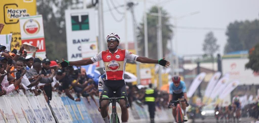 Mulubrhan slaat dubbelslag in bergrit Tour du Rwanda, Froome beperkt schade