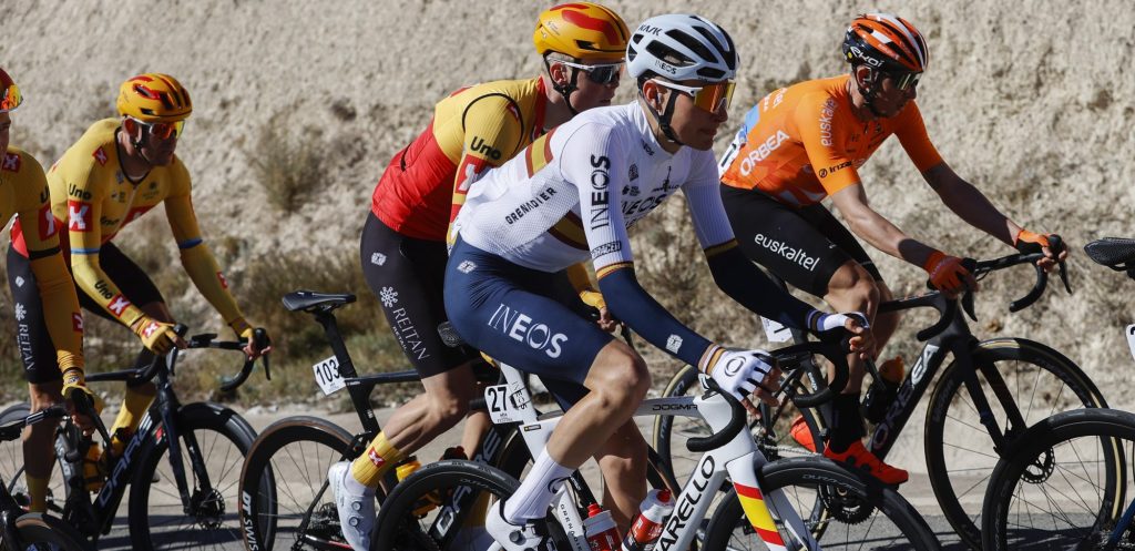 Carlos Rodríguez breekt sleutelbeen bij val in Strade Bianche