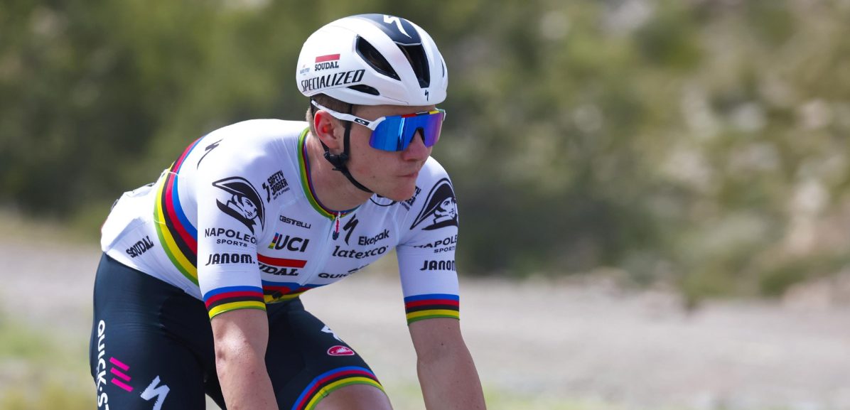 Remco Evenepoel zet trainingen niet meer op Strava: “De tegenstand leest mee”