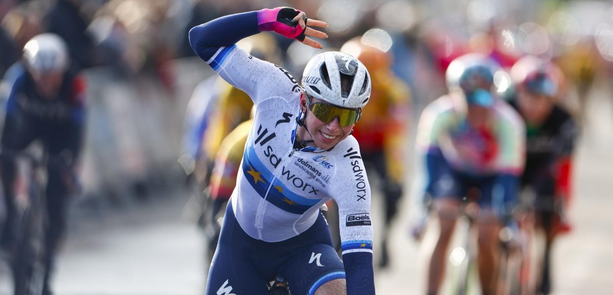 Drie op een rij voor Lorena Wiebes in Ronde van Drenthe voor vrouwen