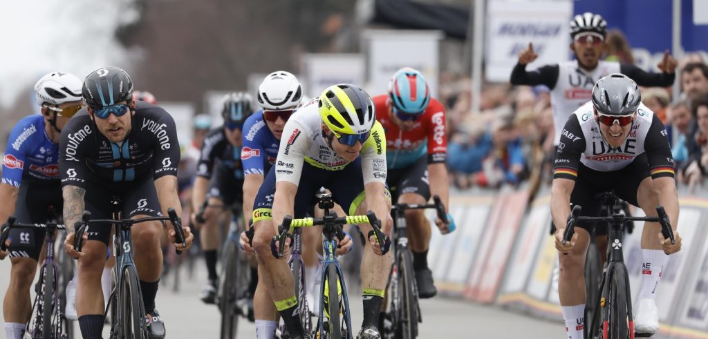 Gerben Thijssen klopt Pascal Ackermann op de streep in Bredene Koksijde Classic