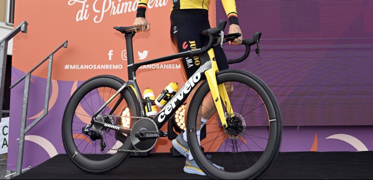 Wout van Aert rijdt Milaan-San Remo met enkel voorblad