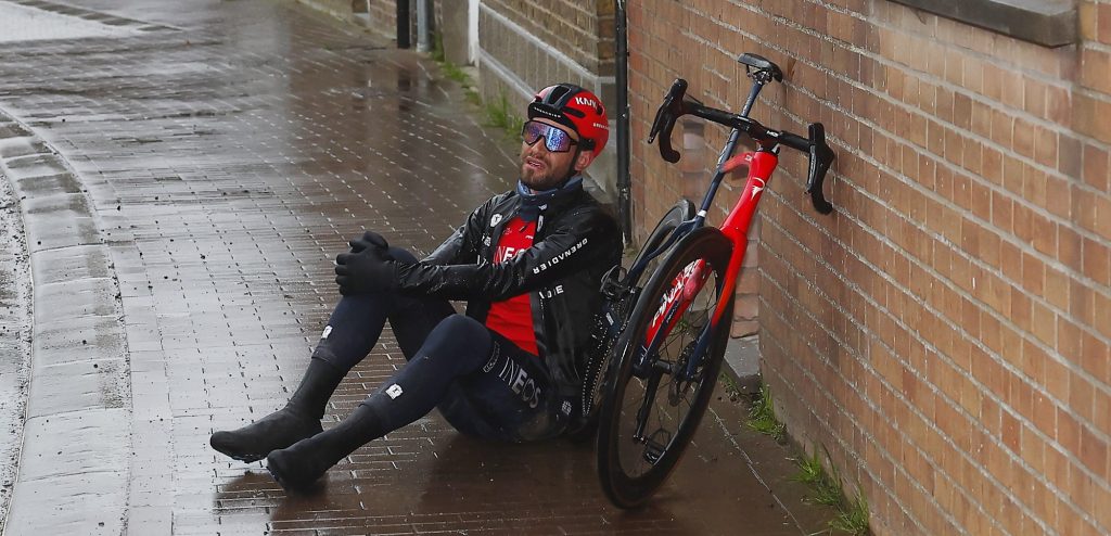 Schade lijkt mee te vallen bij Ganna en Kwiatkowski na valpartijen in Gent-Wevelgem