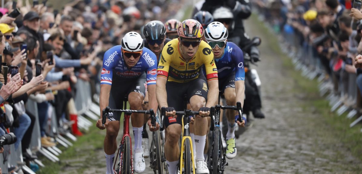 Was Van der Poel de sterkste in Roubaix? Cancellara twijfelt: “Van Aert veroorzaakte meer schade”