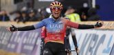 Silvia Persico verslaat Demi Vollering na zware finale in Brabantse Pijl