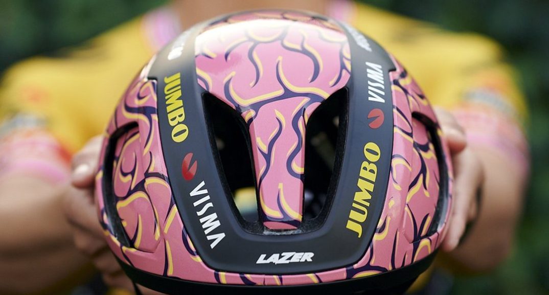 Veiligheid voorop: Jumbo-Visma met speciale helm van start in Parijs-Roubaix