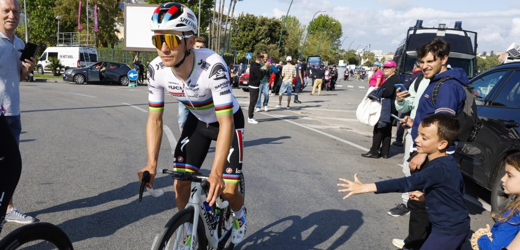 Remco Evenepoel: “Heb het gevoel dat Roglic nerveus is”