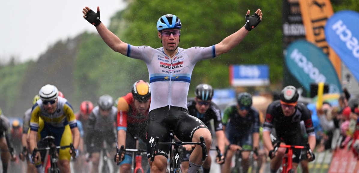 Fabio Jakobsen boekt overtuigende sprintzege in Ronde van Hongarije