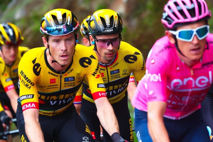 Rohan Dennis voelt zich beter worden: “Is goed nieuws voor Roglic”