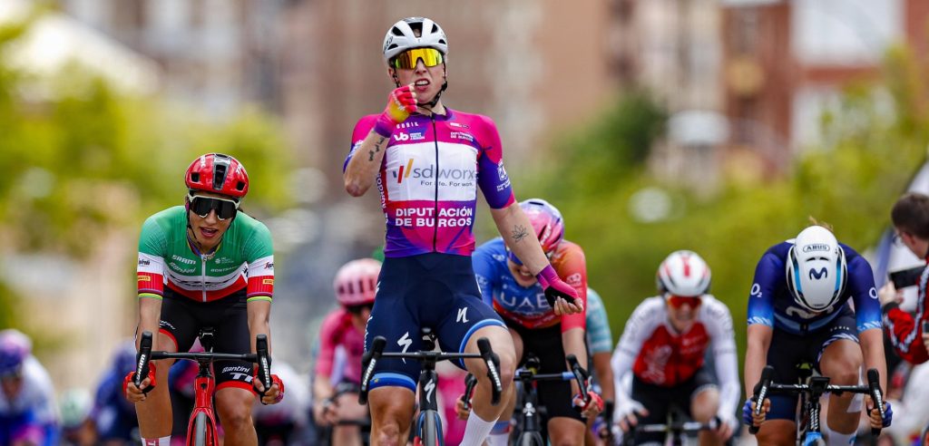 Lorena Wiebes wint voor tweede keer in Vuelta a Burgos: “Kopgroep was goed richtpunt”