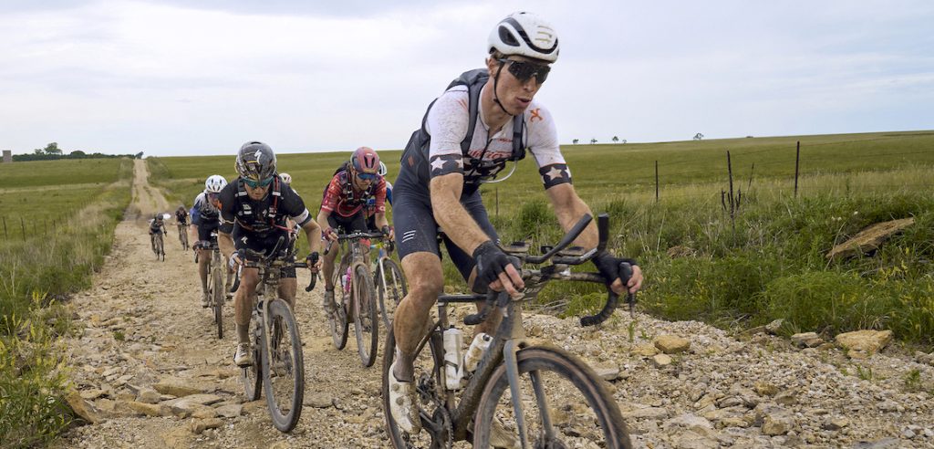 Niki Terpstra geeft update over aangereden Ivar Slik: “Het gaat wonderbaarlijk goed met hem”