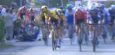 Giro 2023: Dit was etappe 2 naar San Salvo – Italiaanse zege in door valpartij geteisterde finale