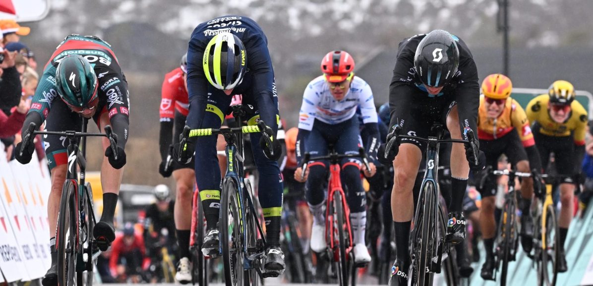 Mike Teunissen sprint naar zege in eerste etappe Tour of Norway, Jordi Meeus derde