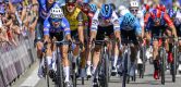 Jasper Philipsen rekent zich nog niet rijk: “Dit is nog geen Tour-niveau”