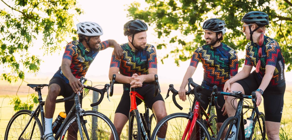 KLABU lanceert met Velor wielerkleding om vluchtelingen te steunen