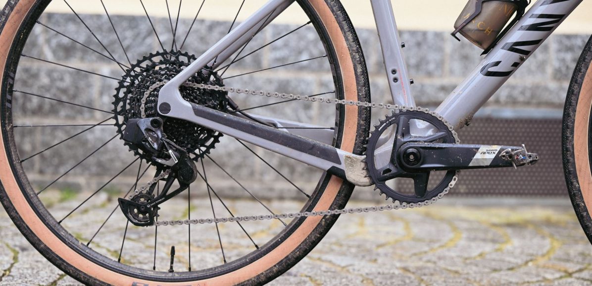 SRAM vernieuwt Apex groepset, nu ook elektronisch geschakeld