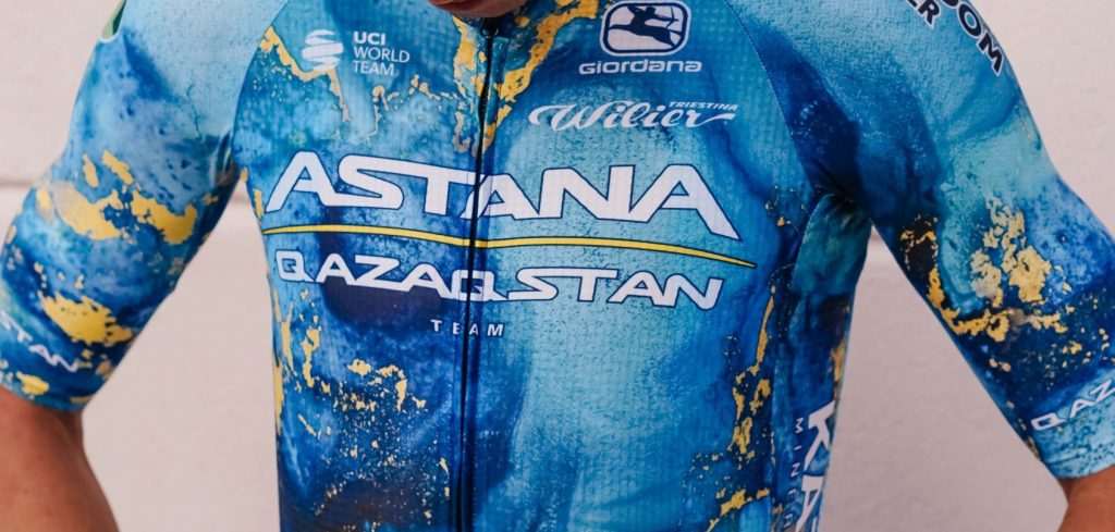 Astana Qazaqstan presenteert ploeg 2024: “We missen één renner”