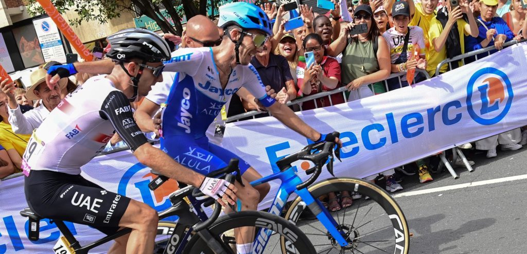 Simon Yates zocht duel met broer Adam op: “Tegen hem had ik misschien wél een kans”