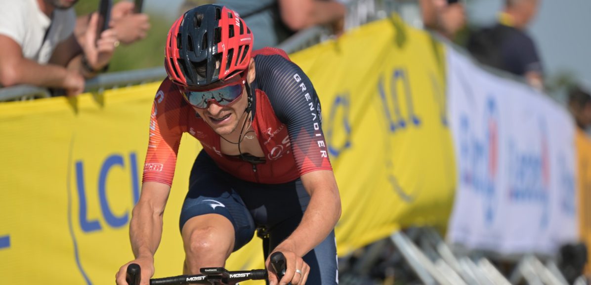 Coach Tom Pidcock vindt top-5 in Tour realistisch en houdt deur op een kier voor WK veldrijden