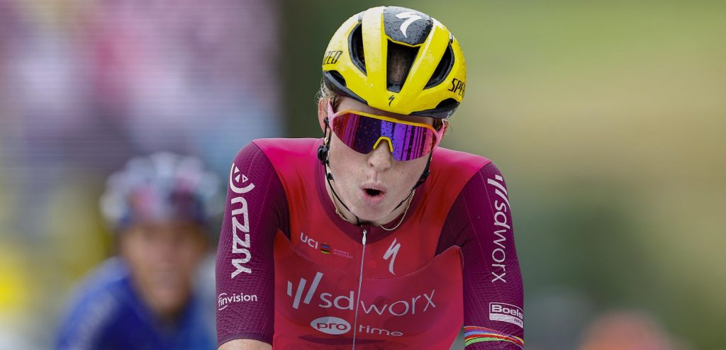 Demi Vollering: “Er was gebrek aan respect voor ons in het peloton”