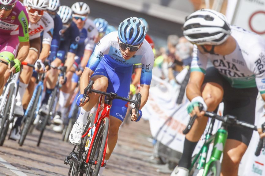 Davide De Pretto tekent profcontract bij Jayco-AlUla