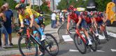 Afgevoerde toeschouwers met schrik vrij na incident met tv-motor in Ronde van Polen