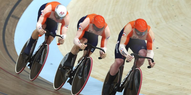 WK 2023: Revanche voor Nederlanders op teamsprint, Van der Duin pakt zilver op scratch