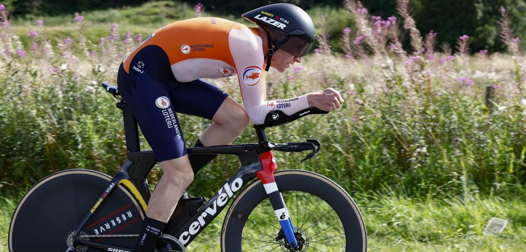 Tom Dumoulin zat in de auto achter Jos van Emden tijdens WK tijdrijden: “De cirkel is rond”