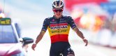 Vuelta 2023: Remco Evenepoel slaat hard terug in tweede Pyreneeën-rit, Sepp Kuss blijft leider