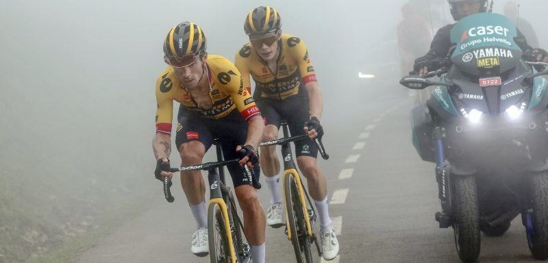 Vuelta 2023: Nooit reed iemand sneller het steilste deel van de Angliru op dan Jumbo-Visma duo