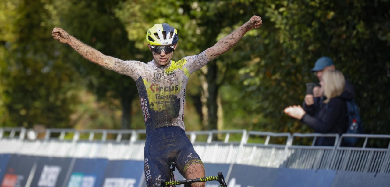 Gerben Kuypers maakt favorietenrol waar in GP Oisterwijk