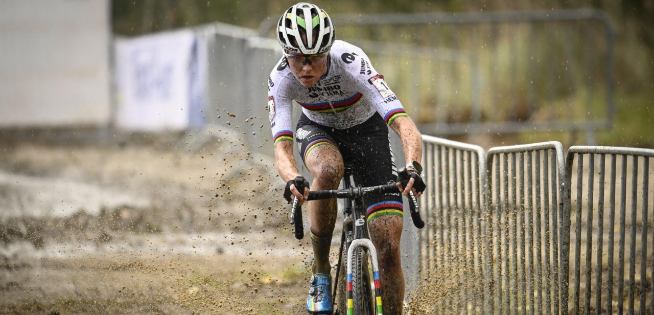 Fem van Empel en Lars van der Haar voeren Nederland aan op EK veldrijden, geen deelname aan Mixed Relay