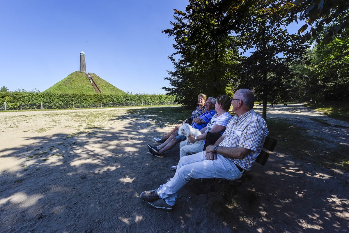 Heuvels in Holland: de Pyramide van Austerlitz