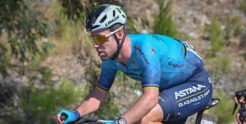 Mark Cavendish voor het eerst openhartig over overval: “Mes werd op mijn keel gezet”