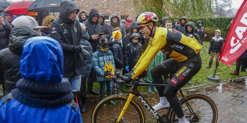 Wout van Aert-gekte blijft uit in Essen: “Maar Wout blijft een halfgod”