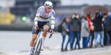 Mathieu van der Poel panikeerde niet na gemiste start: “Was zaak om rustig proberen op te schuiven”