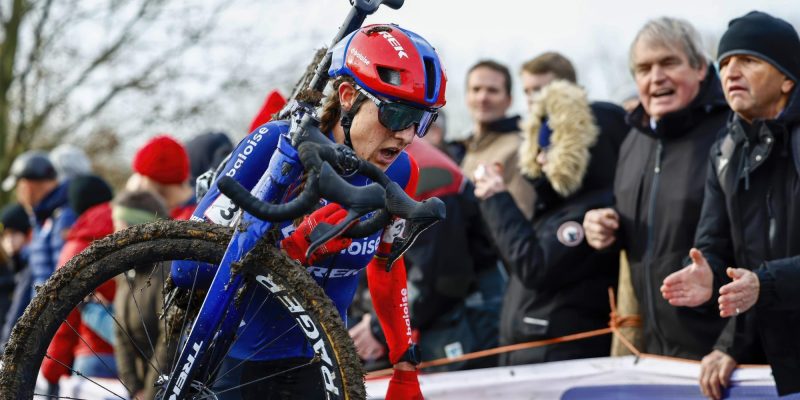 Lucinda Brand tevreden met prestatie op snelle omloop: “Bewijst dat ik een stap heb gemaakt”