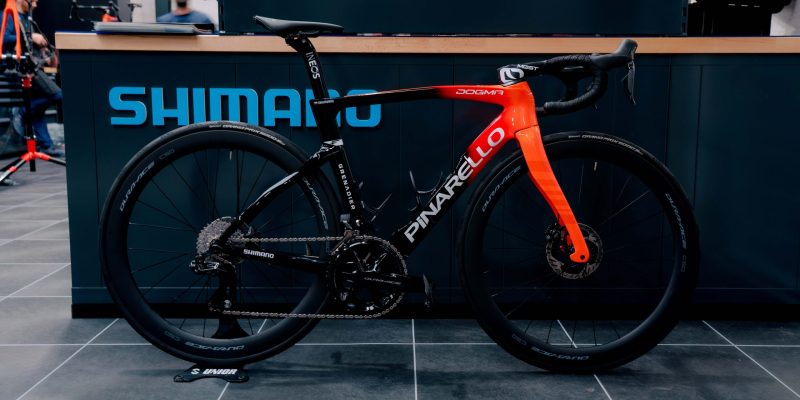 Marginal gains bij INEOS Grenadiers: nieuw ontwerp Pinarello 16 gram lichter