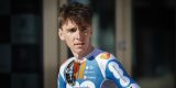 Romain Bardet niet meer van start in Tirreno-Adriatico door hersenschudding