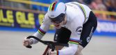 WK baanwielrennen voor junioren strikt een wel zeer opvallende sponsor