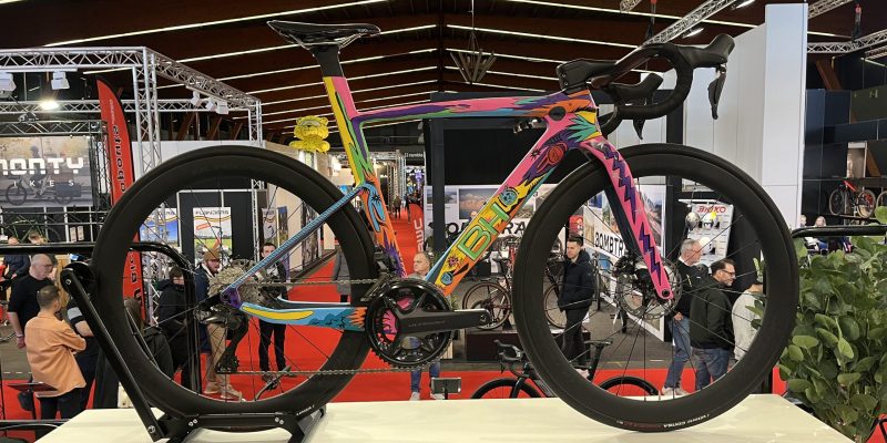 De mooiste fietsen op Velofollies: van Evenepoel, Van der Poel en wereldkampioenen gravel