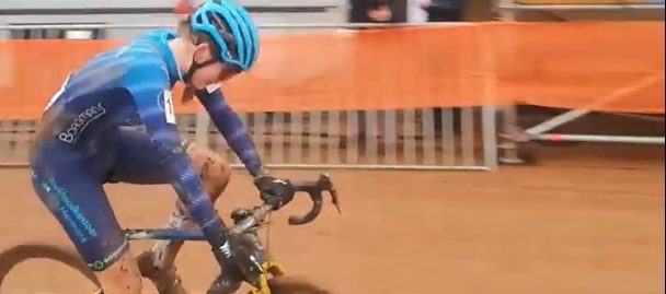 Ilken Seynave verrast topfavoriete Shanyl De Schoesitter op BK junioren