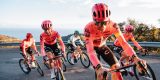 Tenue EF Education-EasyPost is ook in 2024 weer opvallend