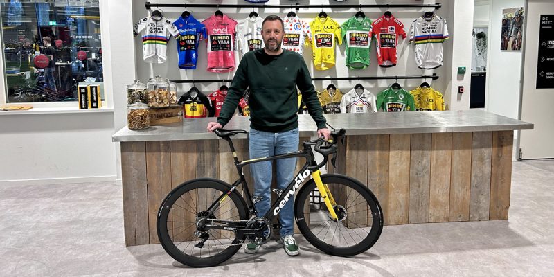 Jaco won dankzij Heineken 0.0 een originele Cervélo-fiets van Team Jumbo-Visma
