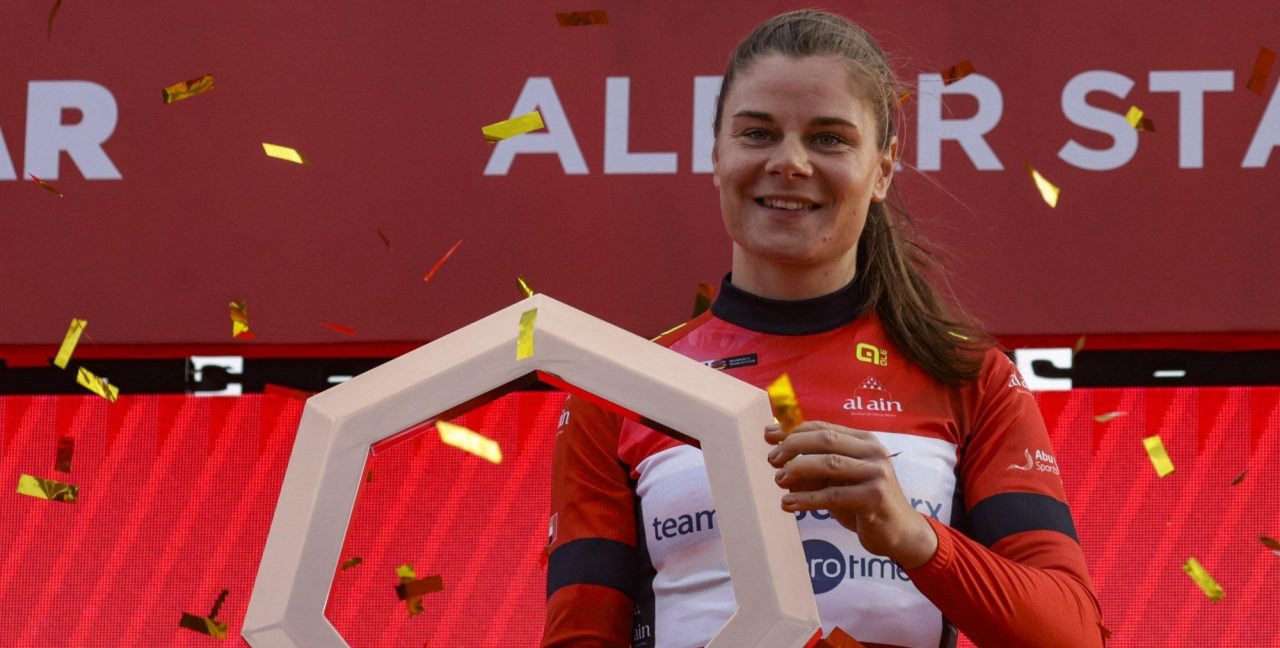 Lotte Kopecky wint UAE Tour: “Vooraf wel op gehoopt, maar eigenlijk niet verwacht”