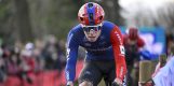 Emotionele Pim Ronhaar draagt podiumplaats op aan overleden familielid