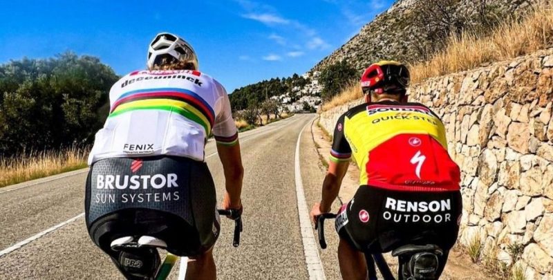 Mathieu van der Poel en Remco Evenepoel weer samen op pad in Spanje