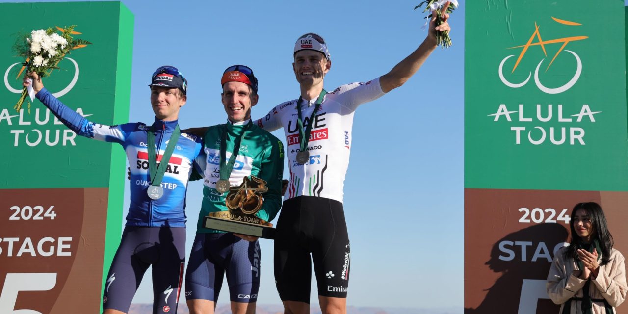 William Junior Lecerf bij profdebuut op eindpodium AlUla Tour: “Een ongelofelijke dag”