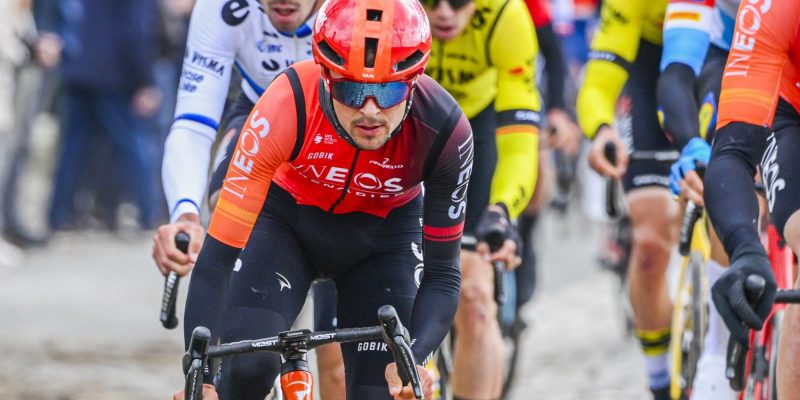 Verrassing: Tom Pidcock maakt opwachting in Parijs-Roubaix