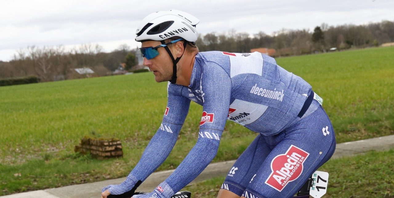 Opluchting bij Alpecin-Deceuninck: geen breuken vastgesteld bij Jonas Rickaert na val